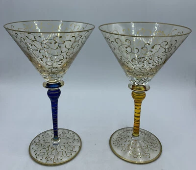 Pier 1 Rioja Conjunto de 2 Copos Martini Soprados à Mão Dourados e Azuis Pintados à Mão - Imagem 1 de 4
