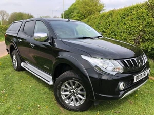 2019 19 Mitsubishi L200 Warrior 2.4 Di-D Double Cab Pick-Up Black 1 Owner NO VAT - Picture 1 of 24