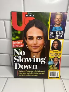 Us Magazine Issue 24 June 12 2023 Jordana Brewster, Blake Shelton, TLC's Chilli - Picture 1 of 3