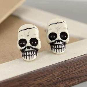 10Pcs Skull Resin Beads DIY Scrapbook Clothes Bead Hats Home Decoration Crafts - Picture 1 of 8