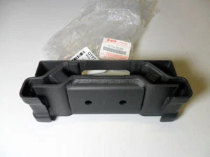 NEWGenuine Suzuki GV GRAND VITARA Rear ENGINE Mount Mounting Bracket 11710-65J00 - Picture 1 of 2