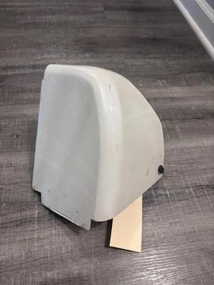 Cadillac Escalade 2005-2006 trasero izquierdo estribo tapa perlada Foto 1 de 4