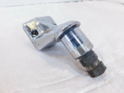 Soporte de montaje de reposapiés derecho Harley Davidson FXR FXRS bajo y súper deslizamiento Foto 1 de 4