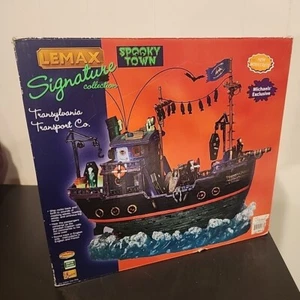 Lemax TRANSISYLVANIA TRASPORTO NAVE Spooky Town Halloween Village testato leggi - Foto 1 di 13