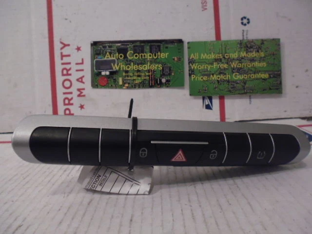 HS32-8 OEM WARRANTY 08 09 10 11 12 13 SMART FORTWO DASH HAZARD SWITCH LOCK UNIT - Изображение 1 из 4