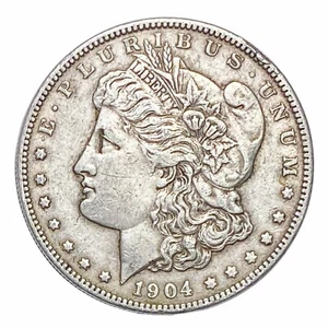 Moneda de dólar estadounidense Morgan de plata de $1 de 1904 ligeramente circulada fecha difícil original - Imagen 1 de 3
