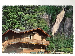 Vintage Tyrolean Inn Darrel Bay British Columbia Canada Postcard - Imagen 1 de 2