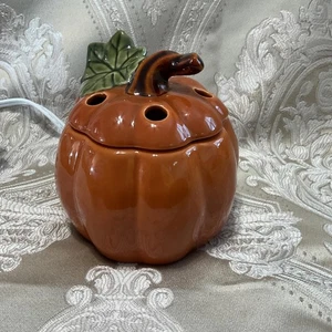 Calentador eléctrico de velas de calabaza Yankee Candle - Imagen 1 de 3