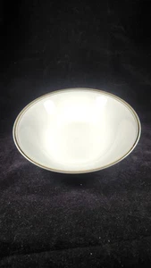 VINTAGE FINE CHINA HANNOVER JAY JAPAN 9 1/8" ROUND VEGETABLE BOWL - Picture 1 of 6