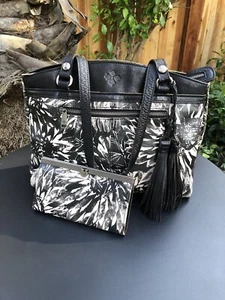 Patricia Nash Sunflower Poppy Tote Bag Shopper Black&White PLUS Matching Wallet - Picture 1 of 17