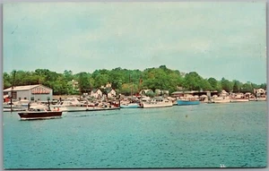 Posttcard Greenwich Connecticut Cos Cob Cove Texaco Marine Fairfield County - Picture 1 of 2