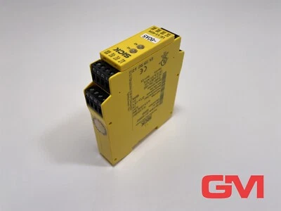 Sick Sicherheitsschaltgerät 6024925 UE11-4DX3D3,5 Safety Extension UE11-4DX - Bild 1 von 4