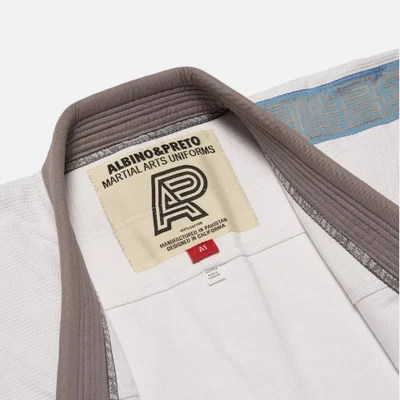 Albino & Preto Shoyoroll Batch White BJJ Gi – Brazilian Jiu Jitsu Kimono MMA Uni - Image 1 of 4