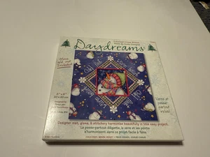 Dimensions Daydreams Counted Cross Stitch Kit 73082 COLD FEET WARM HEART Snowman - Bild 1 von 1