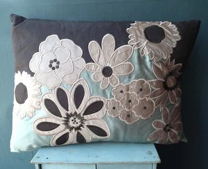 Small LAURA ASHLEY cushion 100% silk feather pad flowers brown duck egg blue - Picture 1 of 24