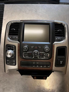 2014 Dodge Ram Touch Screen Radio - Bild 1 von 10