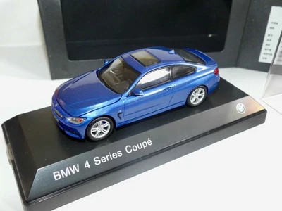BMW SERIE 4 F32 COUPE Bleu PARAGON 1:43 - Photo 1/2
