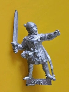 Retenedor Bretón Metal Ciudadela GW Arco Largo Arquero Héroe Campeón Con Espada - Imagen 1 de 1