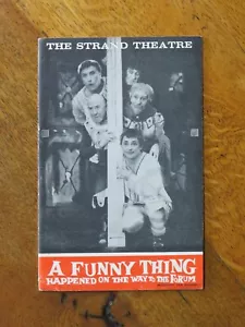 A Funny Thing Happened on the Way to the Forum (Frankie Howerd) 1963 program - Picture 1 of 5