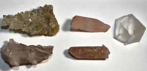 SMALL QUARTZ CRYSTALS FROM DIVERSE QUEBEC LOCALES, CANADA - Picture 1 of 1