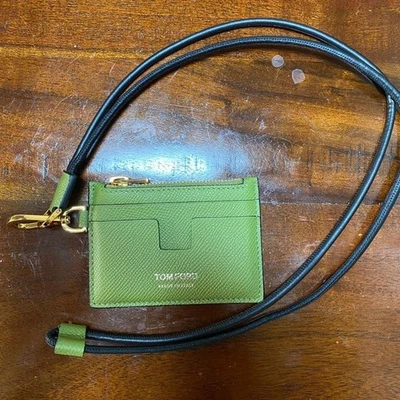 Estuche para tarjetas Tom Ford con correa verde excelente casi sin usar raro de Japón Foto 1 de 4