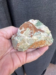 Chrysoprase rough specimen - Picture 1 of 4