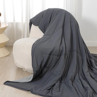 Edredón de verano de tamaño doble manta de enfriamiento agradable para la piel lavable a máquina Foto 1 de 4