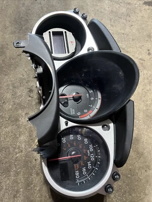 Nissan 370Z 2010 cupé cuadro de instrumentos medidor velocímetro MPH fabricante original 6 velocidades coche Foto 1 de 3