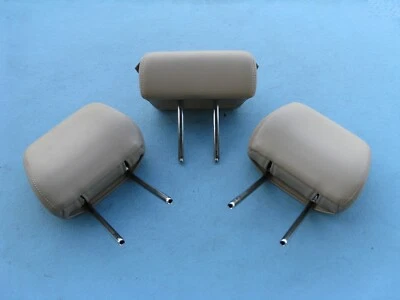 10 11 12 13 SUZUKI KIZASHI REAR SEAT HEADREST HEAD REST LEATHER BEIGE USED SET - Imagem 1 de 4