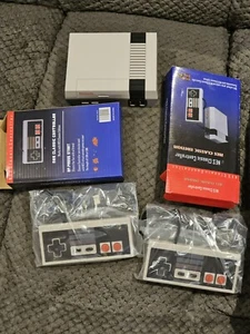 Nintendo NES Classic Edition Video Game Console CLV-001 & 2 Controllers Tested - Picture 1 of 4