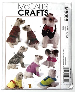 TRAJES DE MASCOTAS para tallas pequeñas medianas grandes x extra grandes patrón de costura McCalls M5998 - Imagen 1 de 4