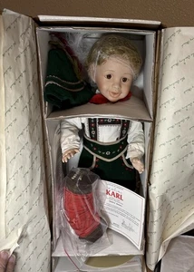 Karl Danbury Mint von Nancy Leslie mit Akkordeon/Einweg - Bild 1 von 17