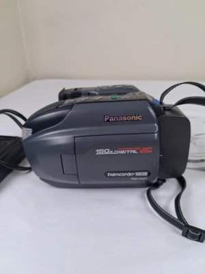 Panasonic Palmcorder PV-L551D VHS-C Camcorder - Image 1 of 4
