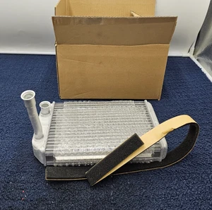 For Toyota Camry 1997 1998 2.2L L4 3.0L V6 8231454 Models Heater Core 399217 - Picture 1 of 8