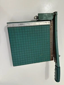 VINTAGE Premier Photo Materials Co. Paper Cutter Guillotine Trimmer 9” X 9” USA - Picture 1 of 7