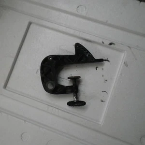 Mariner Mercury Outboard Motor Starboard Clamp Bracket 1467-5593 1467-5571A1 - Picture 1 of 2