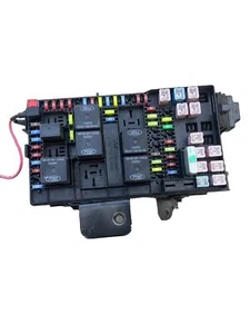 2005-07 Ford F250/F350 6.0 Powerstroke Diesel Superduty Fuse Box 6C3T-14A067-AD - Picture 1 of 4