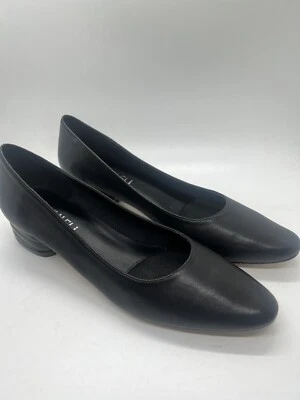 Zapatos de salón Vaneli talla 7,5 N de cuero negro con tacón bajo Foto 1 de 4