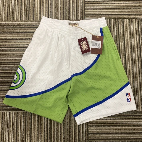 NEW MITCHELL AND NESS ATLANTA HAWKS HWC SWINGMAN SHORTS 3.0 1986 MEDIUM Cover