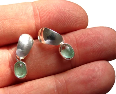 Orecchini argento sterling 925 smeraldi naturali taglia cabochon, molto puliti - Immagine 1 di 4