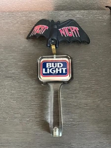 Manico rubinetto birra pipistrello Halloween notte spaventosa Bud Light vintage - Foto 1 di 3