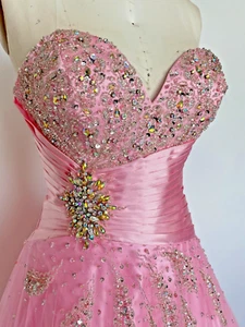 Pink Ball Gown Size 8 Beaded Gown Sequin Gown Princess Gown Pageant Dress Sz 8 - Picture 1 of 9