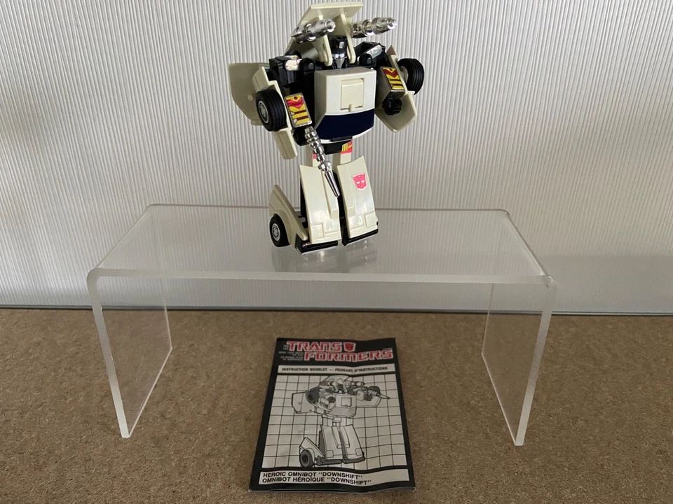 Transformers G1 1985 Downshift complete figure mail away canadian Hasbro - Image 1 of 4