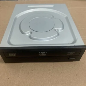 LITE-ON 24x SATA DVD/CD Internal 5.25” REWRITEABLE DRIVE/DVD - MODEL# iHAS124-04 - Picture 1 of 6