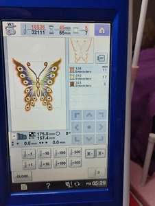 'Brother' innov-is v7 2.0computer combination sewing/embroidery/quilting machine - Picture 1 of 24
