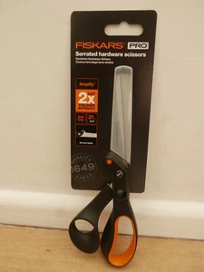 FISKARS PRO 1020224 21 cm herrajes dentados de alta resistencia amplificar tijeras - Imagen 1 de 1