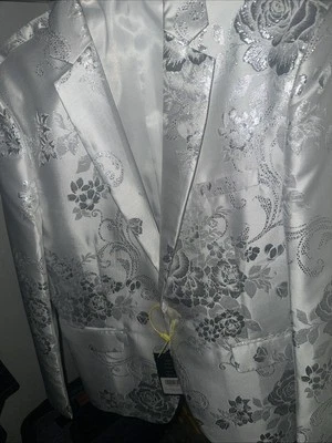 White & silver floral Blazer - Image 1 of 4