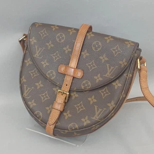 deberes incluidos Louis Vuitton Shanti Monograma Bolso Mensajero Bolso de Hombro M51232 - Imagen 1 de 13