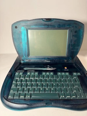 Apple Newton eMate 300 con adaptador de CA - ¡Funciona! Con lápiz óptico excelente lectura Foto 1 de 4
