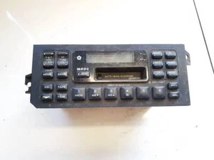 Chrysler Voyager 1998 Autoradio p04704345g, p04704345-g #2037058-87 - Bild 1 von 4